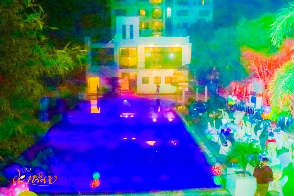 Hotel Club Denovo Butwāl Exteriér fotografie